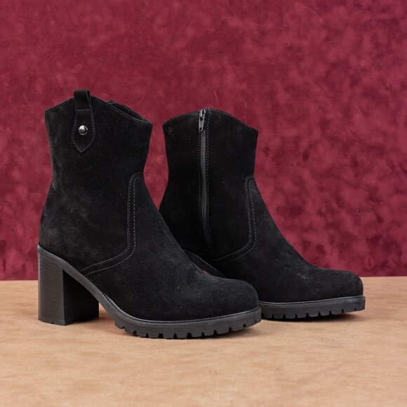 La Canadienne Women Phinn Black Suede Waterproof Western Zip Ankle Boots sz 8